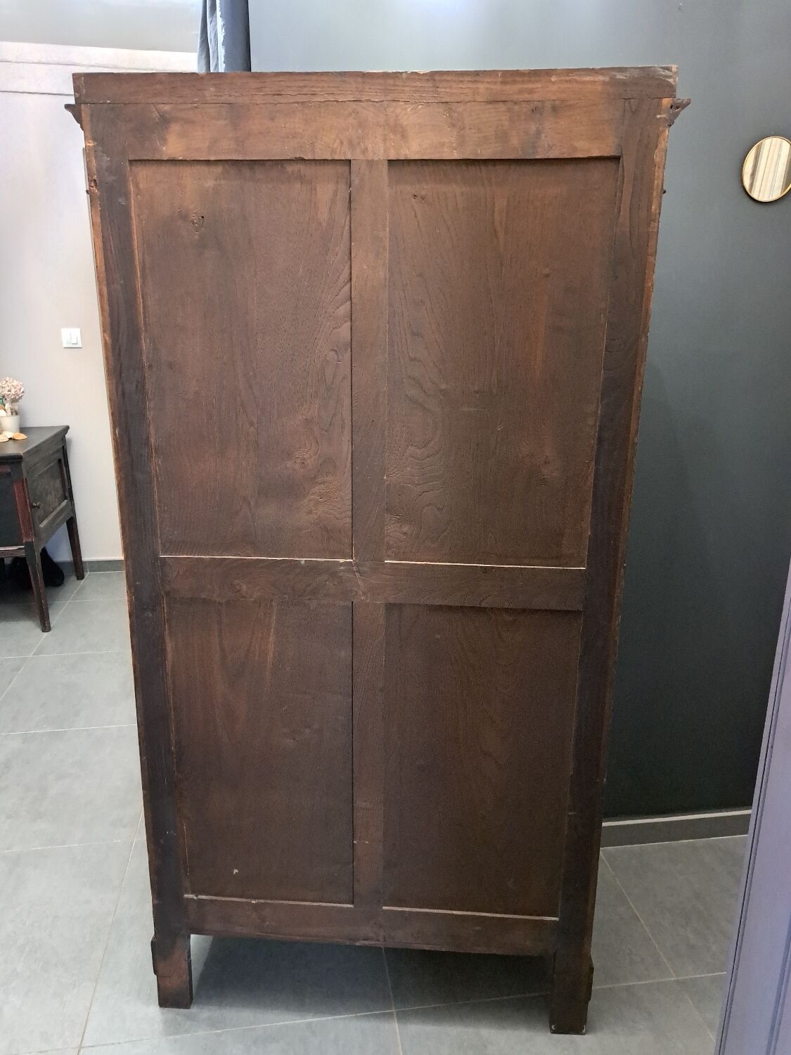 Mahogany and leather cardboard box