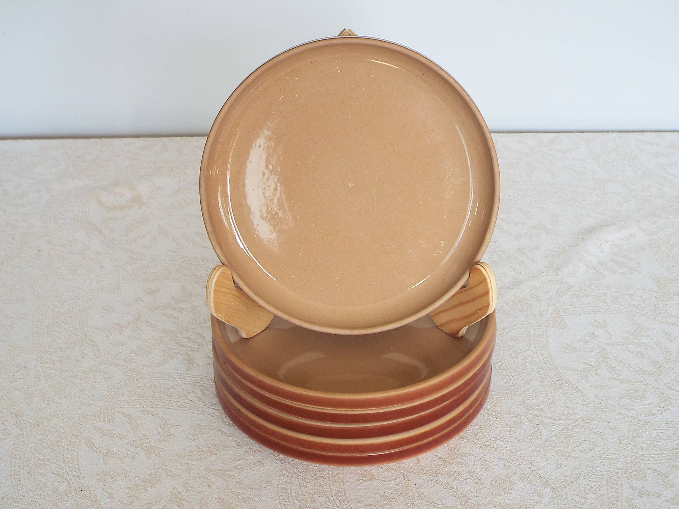 6 Gien stoneware dessert plates