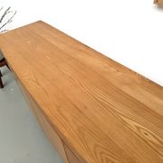 Curved enfilade Maison Regain in solid elm, 1970.