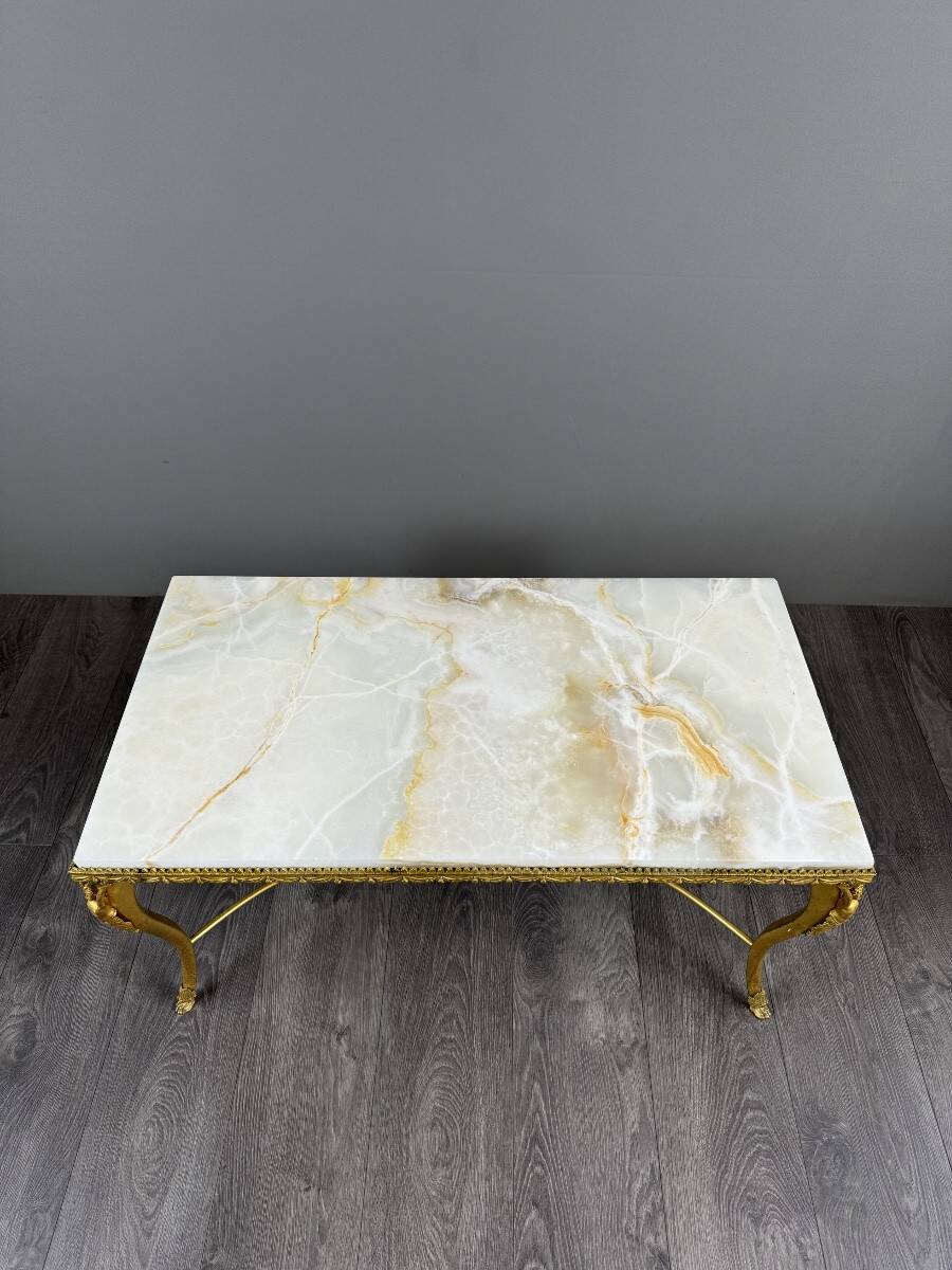 Coffee table in gilded bronze and marble, high-quality decorative work,