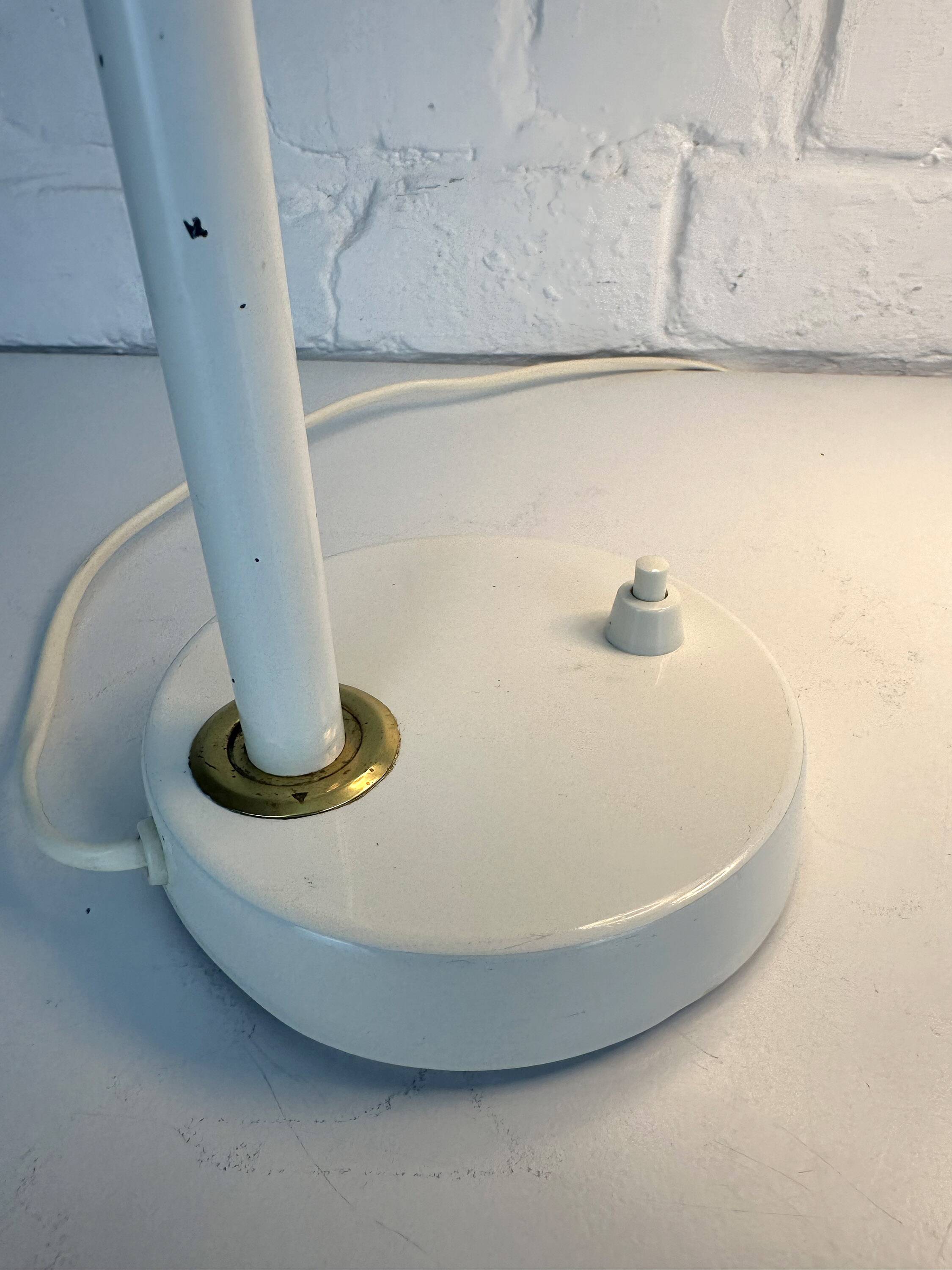 Pair of BJS desk lamps in white lacquered steel and brass – Sweden 1960s