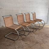Ensemble de 4 chaises mr10 en rotin de mies van der rohe