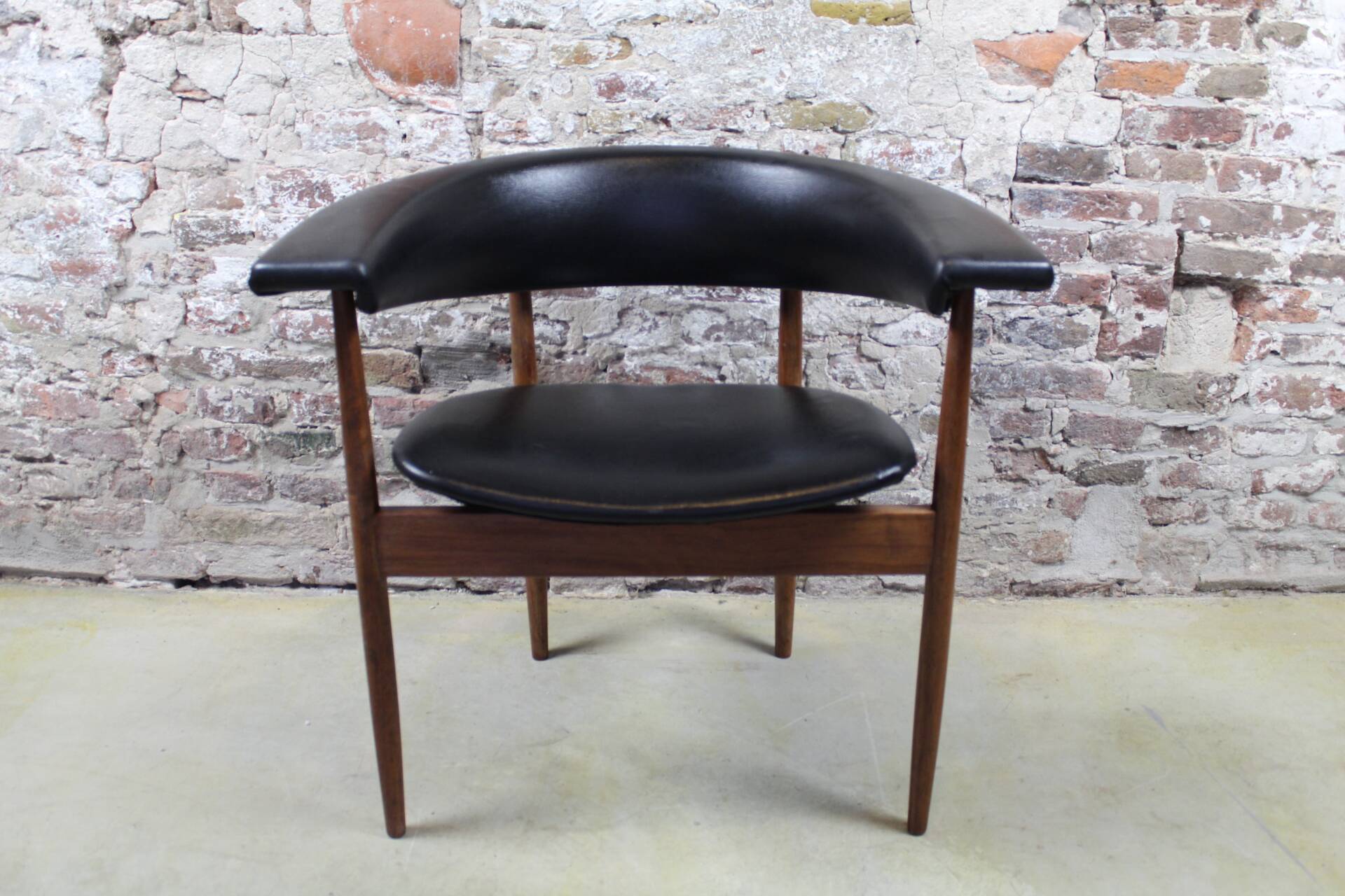 Desk chair by Rudolf Wolf for Meander