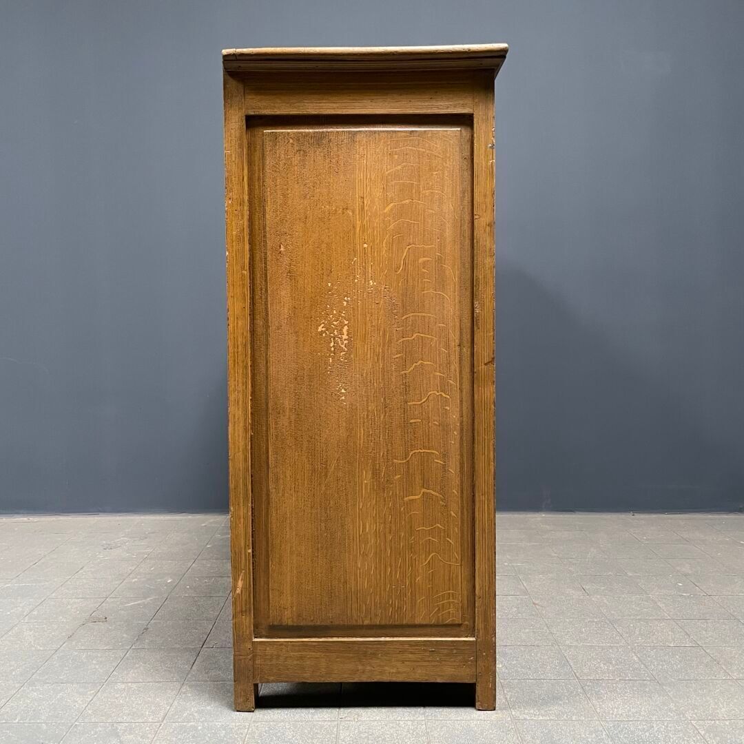 Armoire française peinte