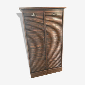 Double curtain Cabinet