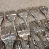 12 silver-plated metal cake forks, Ercuis Russian model.