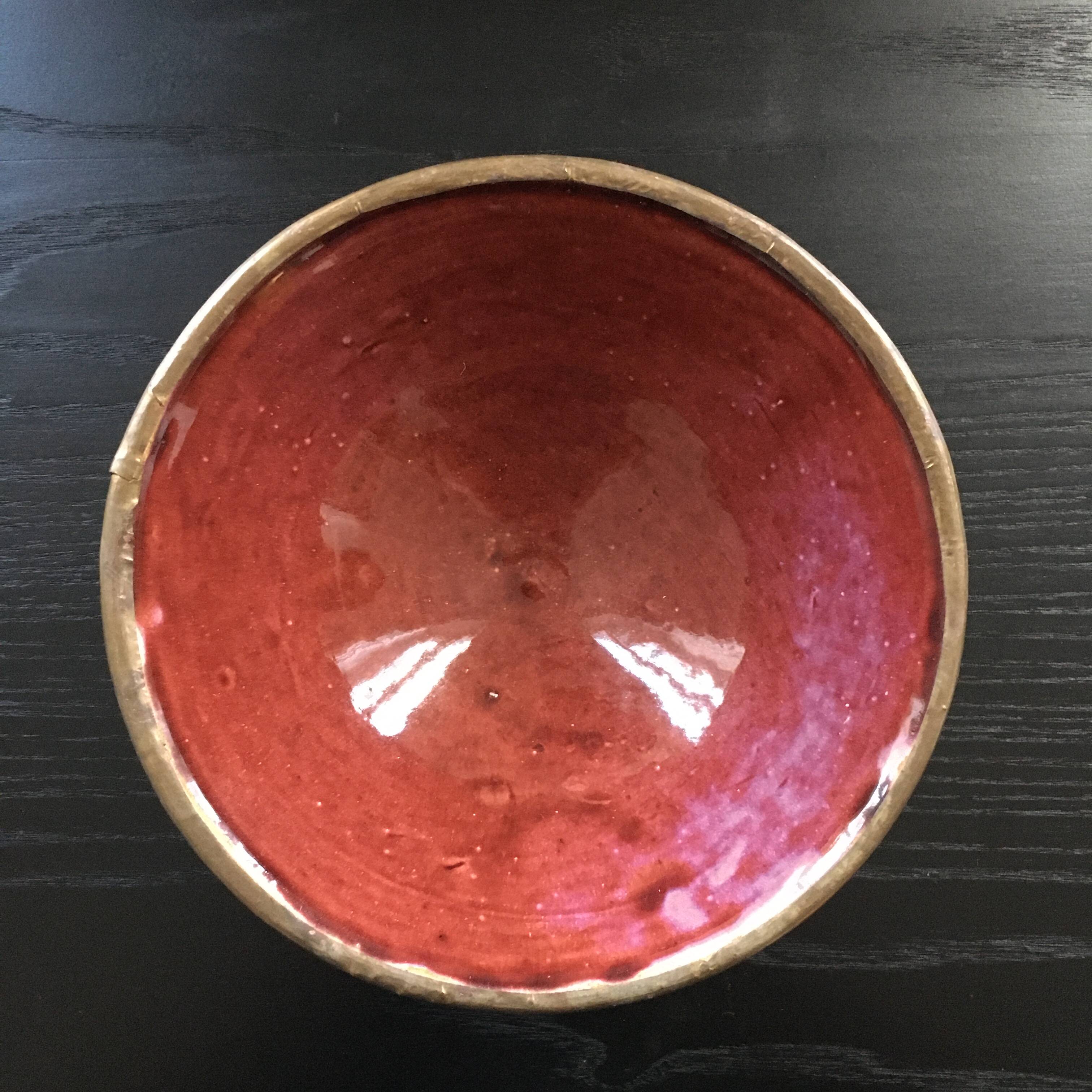 Patinated dark pink tamegroute dish