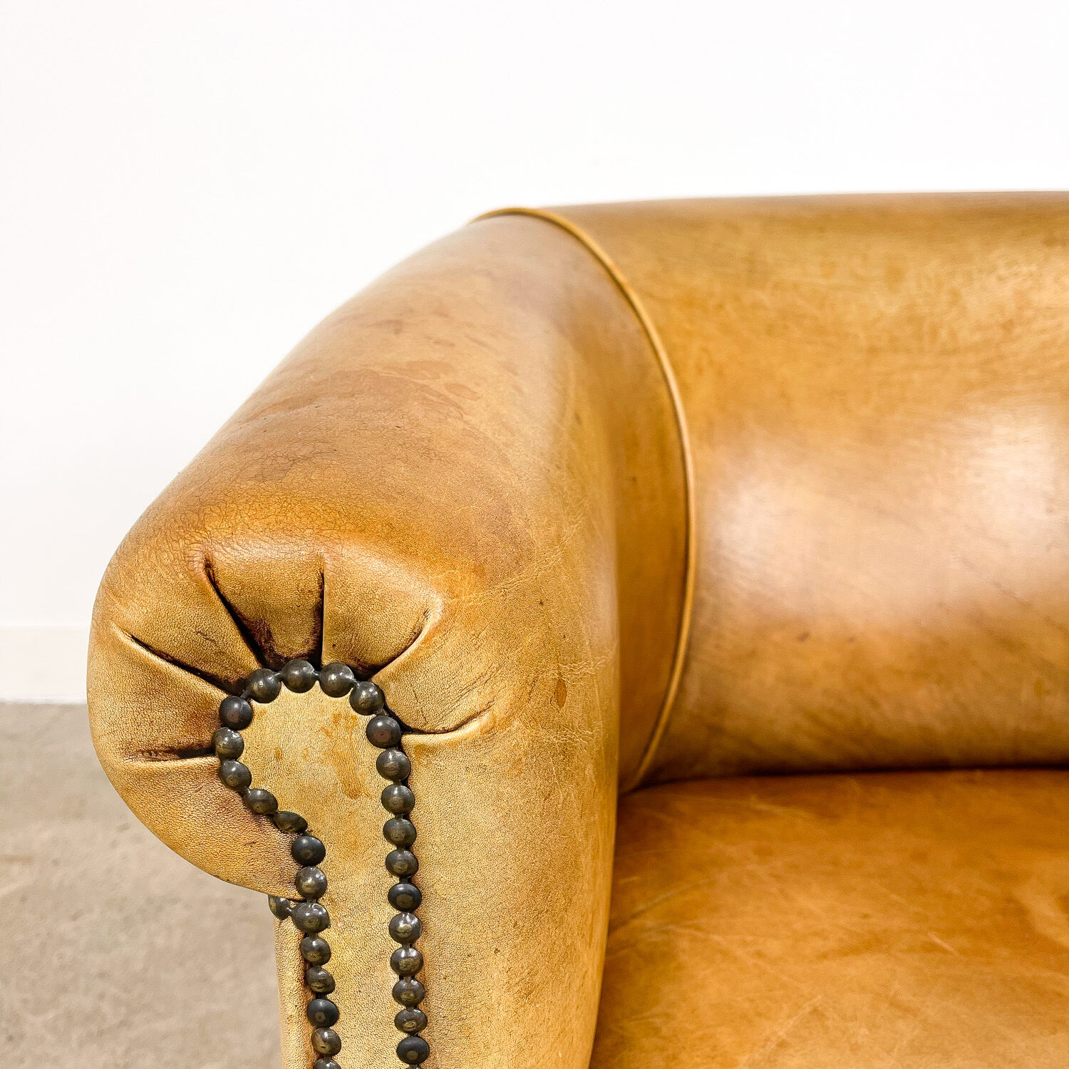 Sheep leather tub club chair