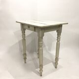 Small country table