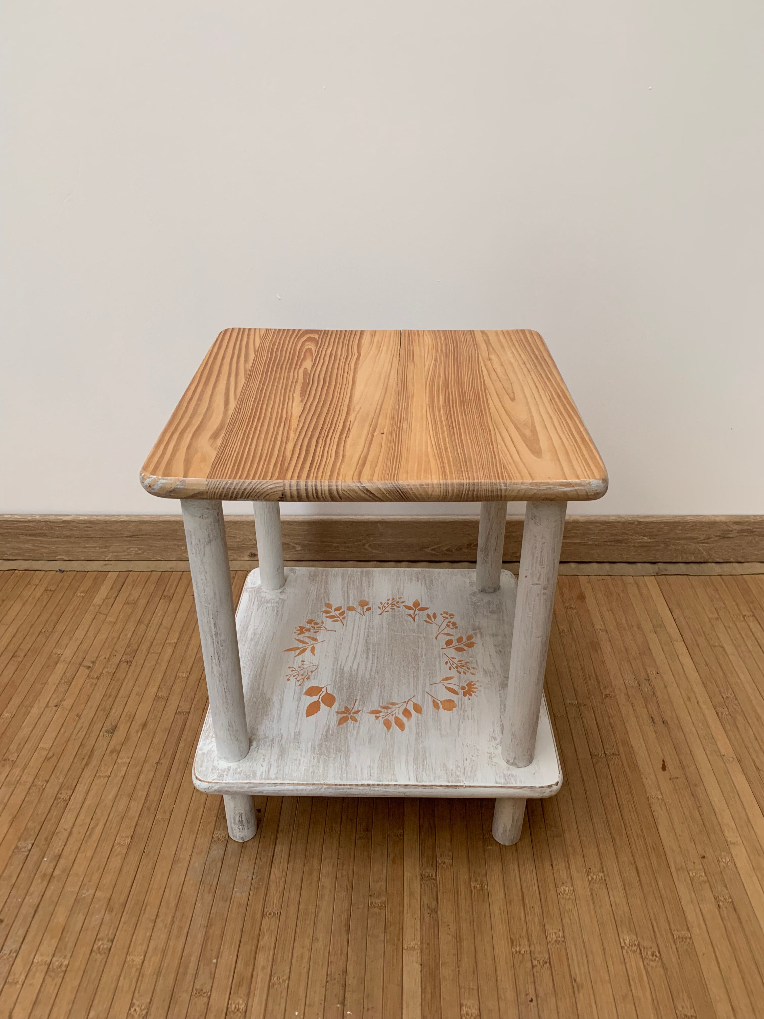 Wooden chalk bedside table and its stencil