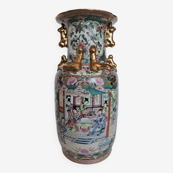 Vase en porcelaine de chine qianlong (1736–1795)