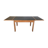 Mado table of old farmhouse