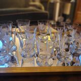 Set of 12 engraved stem glasses with ear of corn pattern from the 60s.