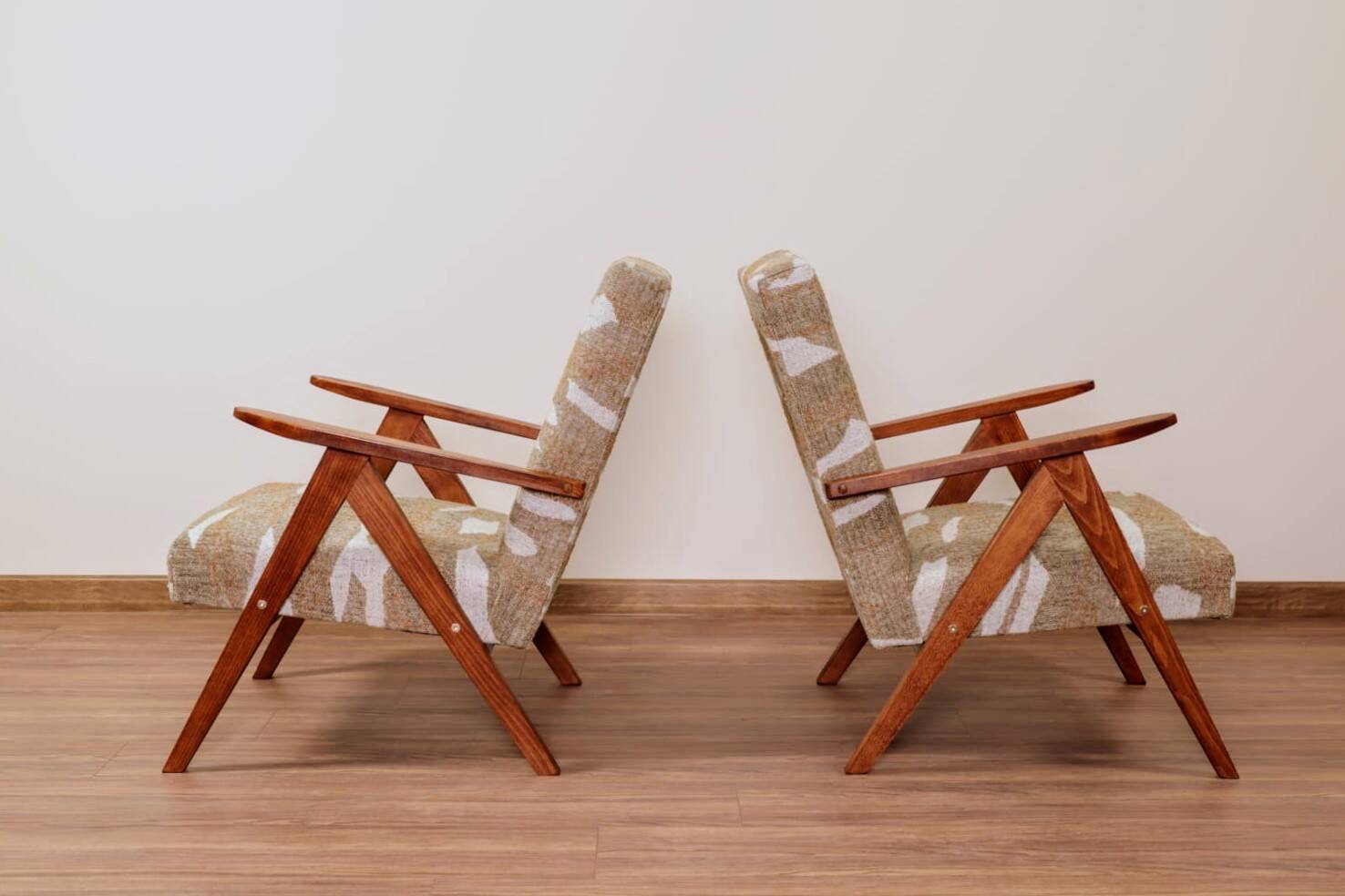 Beige safari fabric Scandinavian armchair Zig Zag 1970