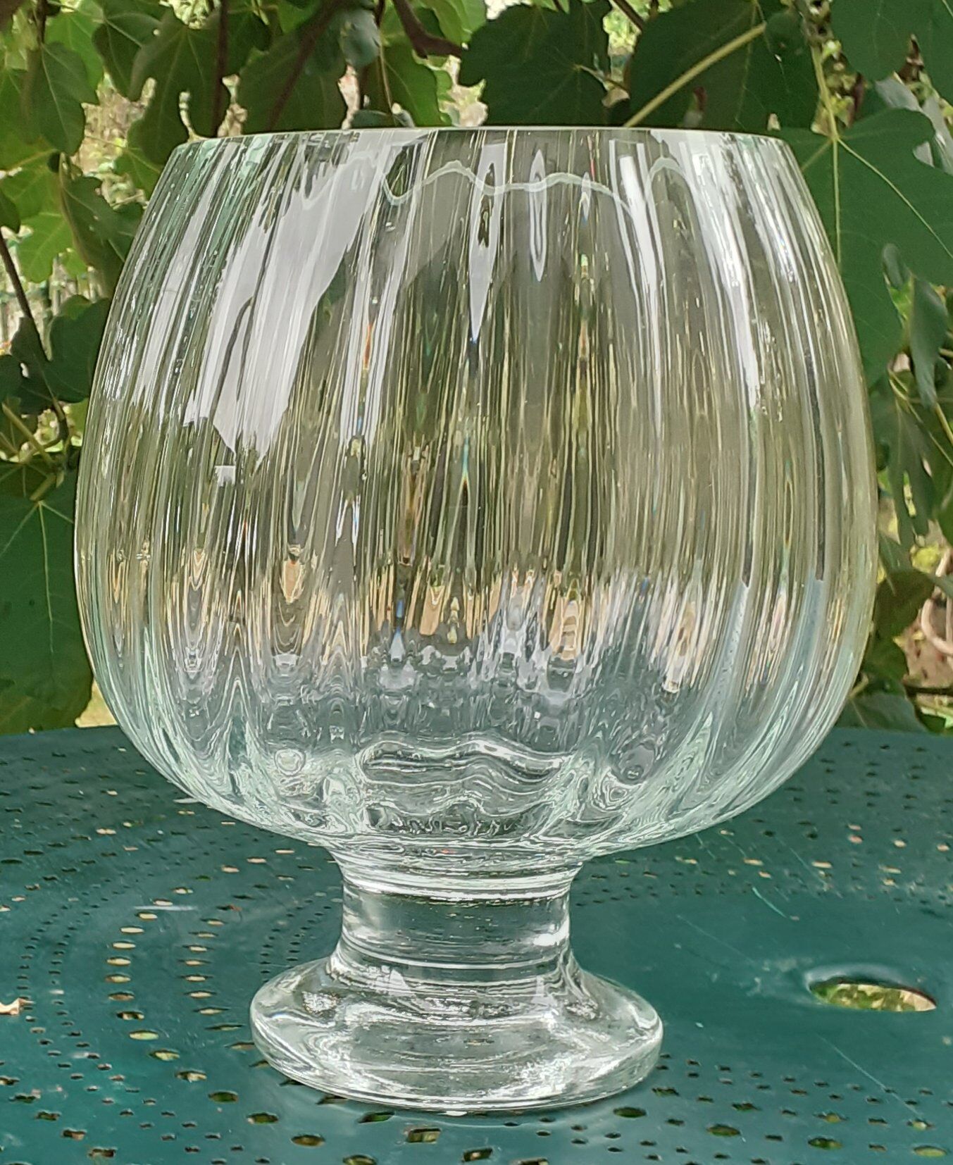 Glass cup