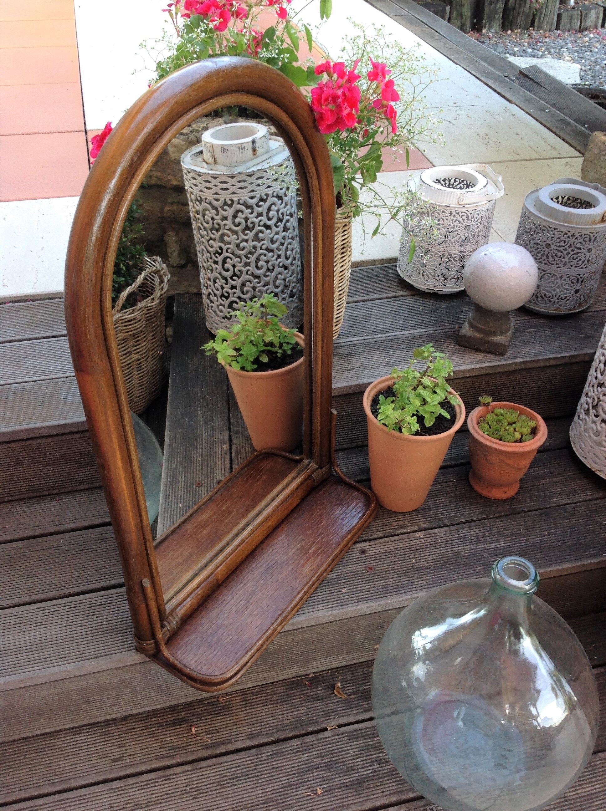 Arched rattan mirror with shelf/vintage 60s-70s