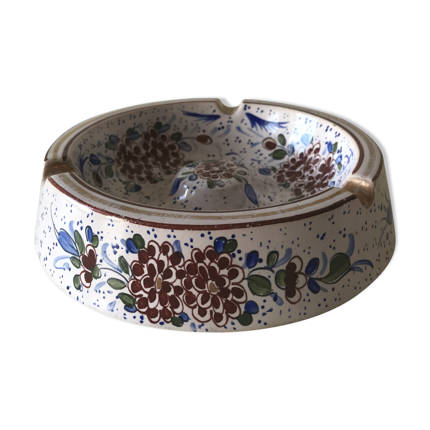 Former ceramic ashtray