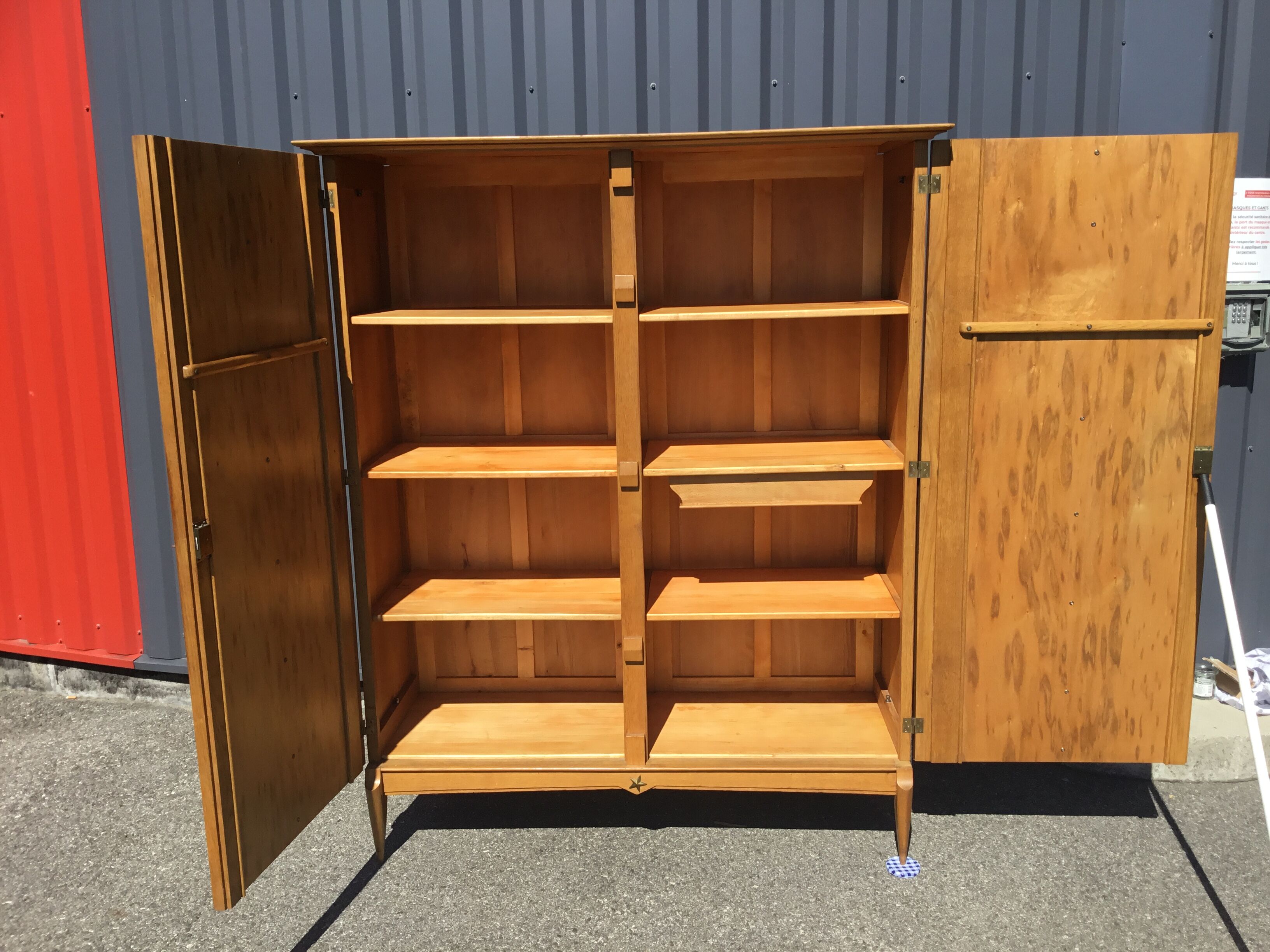 Manufrance cabinet in oak annee