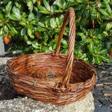 Round raw wicker basket