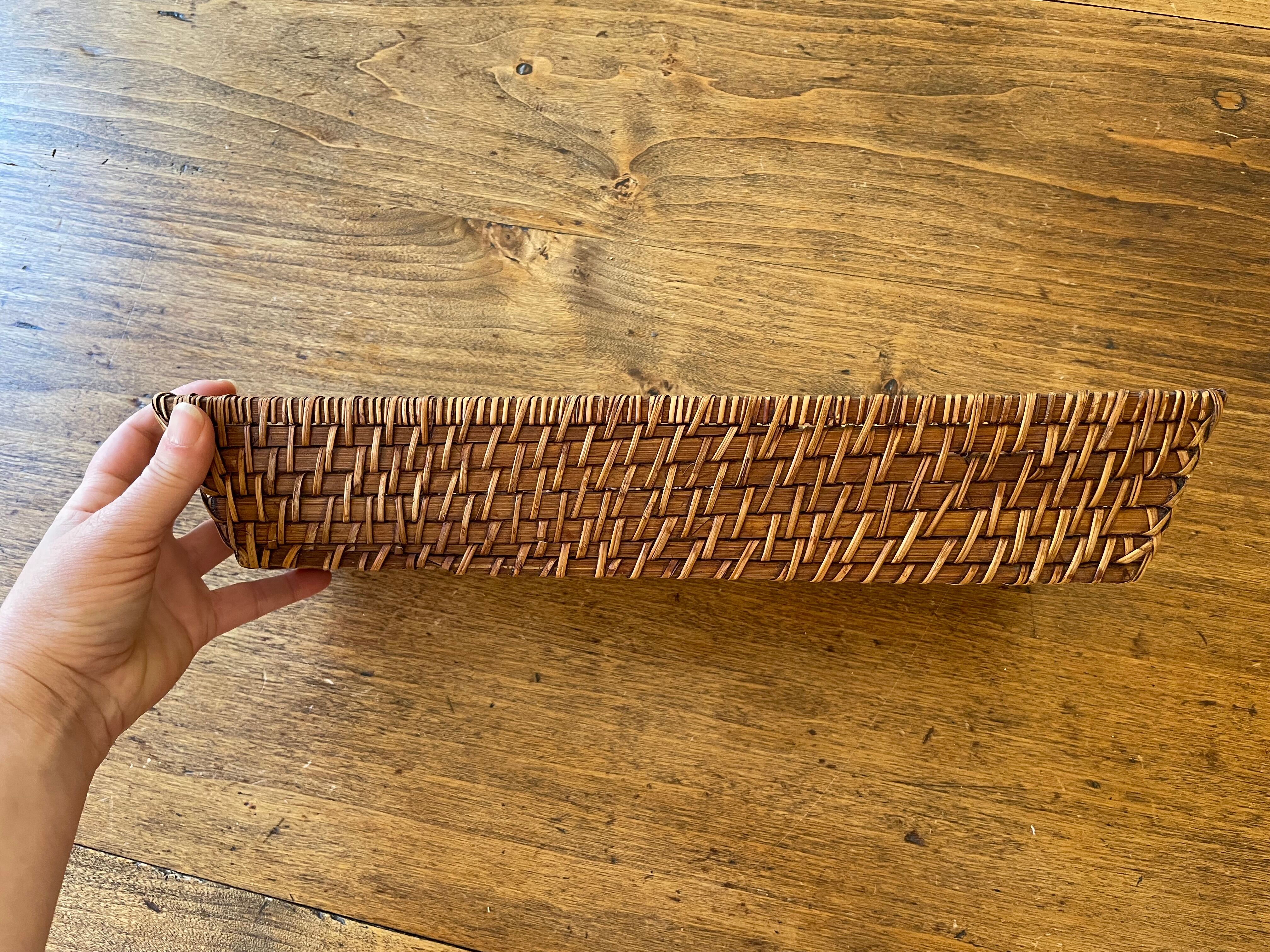 Wicker bread basket
