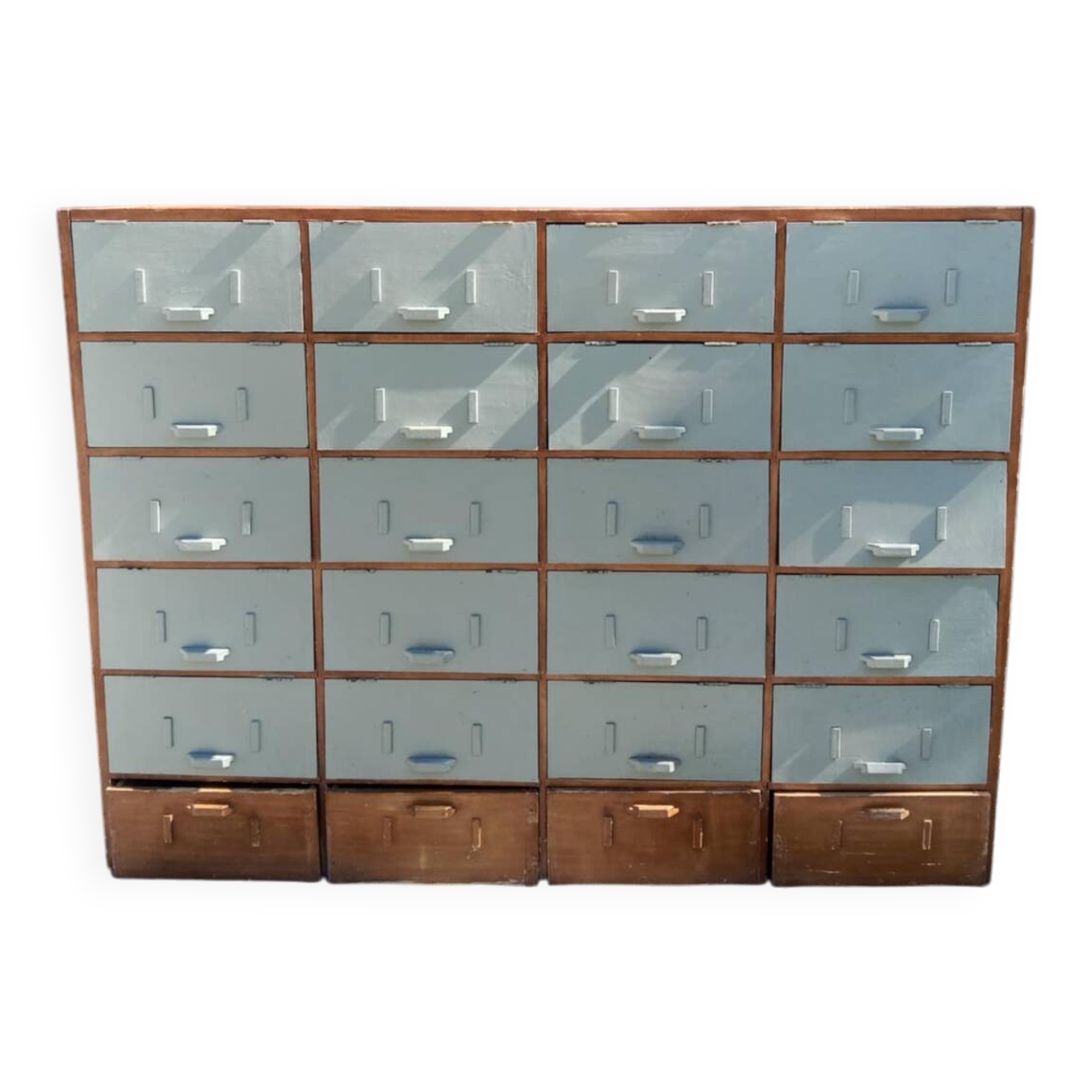 Workshop furniture lockers