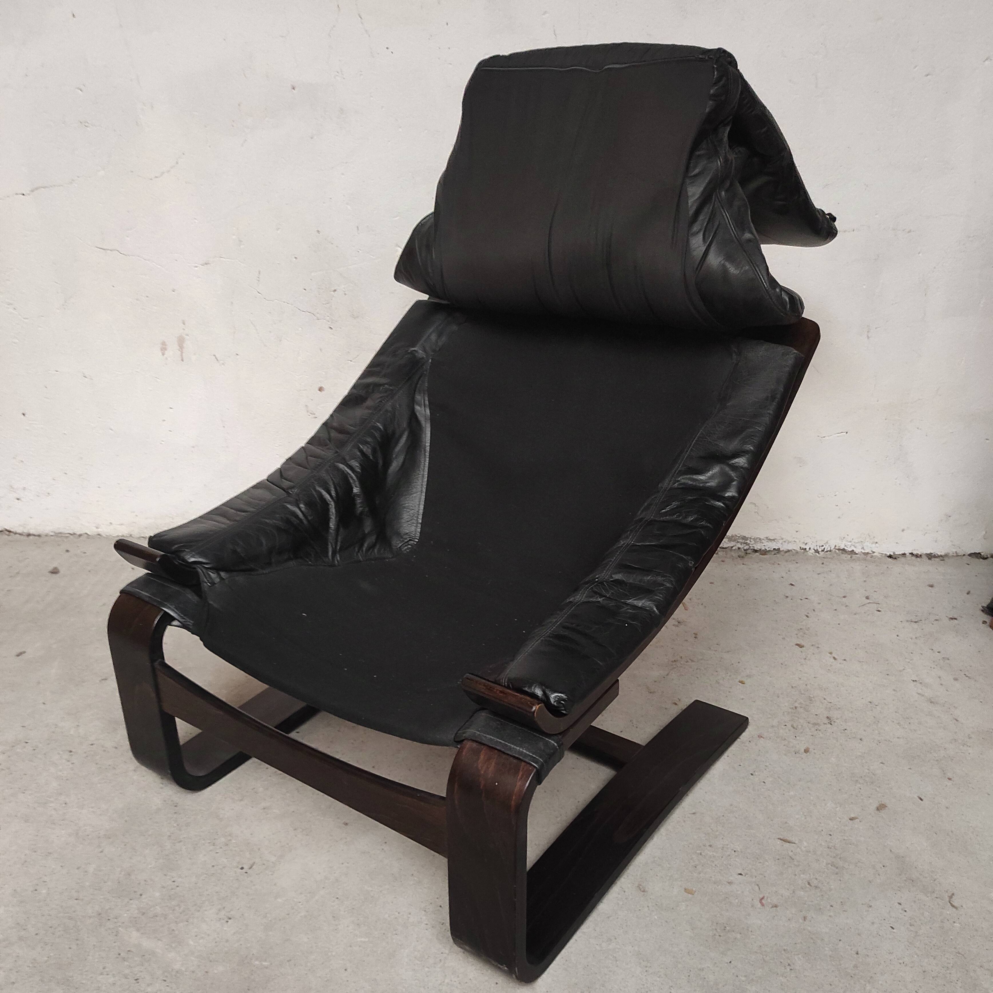 Pair of Kroken armchairs in black leather