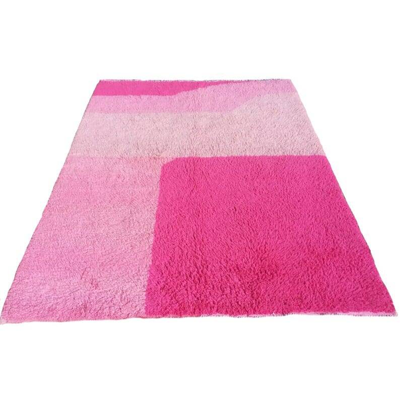 Large hand-woven Berber rug, size 200 x 300 cm
