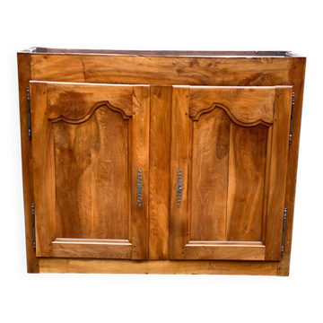 Louis XV buffet in solid wood from the 18th century.
