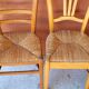 Ensemble de 5 chaises dépareillés en paille