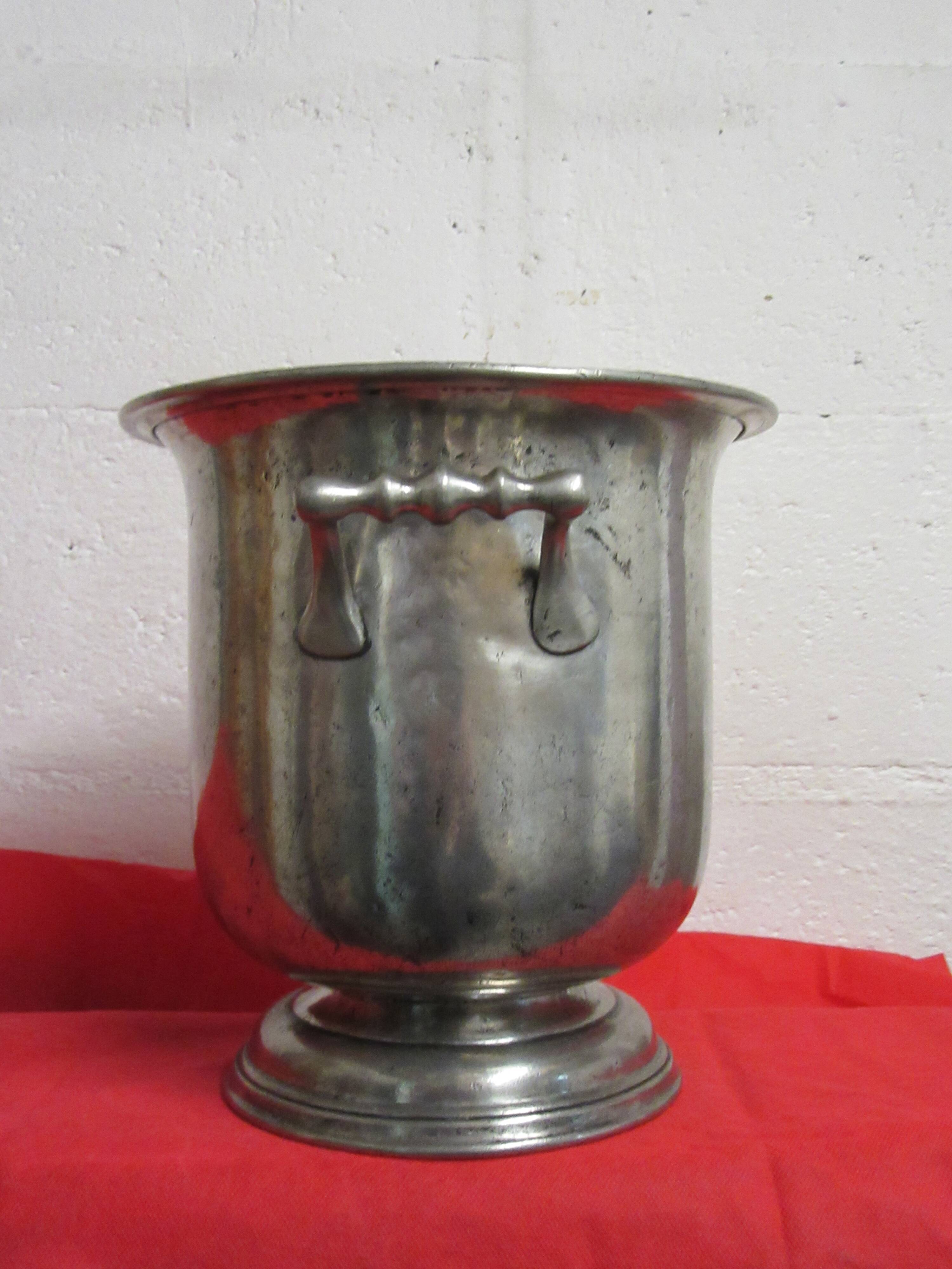 tin champagne bucket