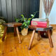 Paire de tabourets tripodes artisanaux