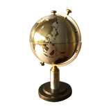 World mappe, globe cigarette distributor