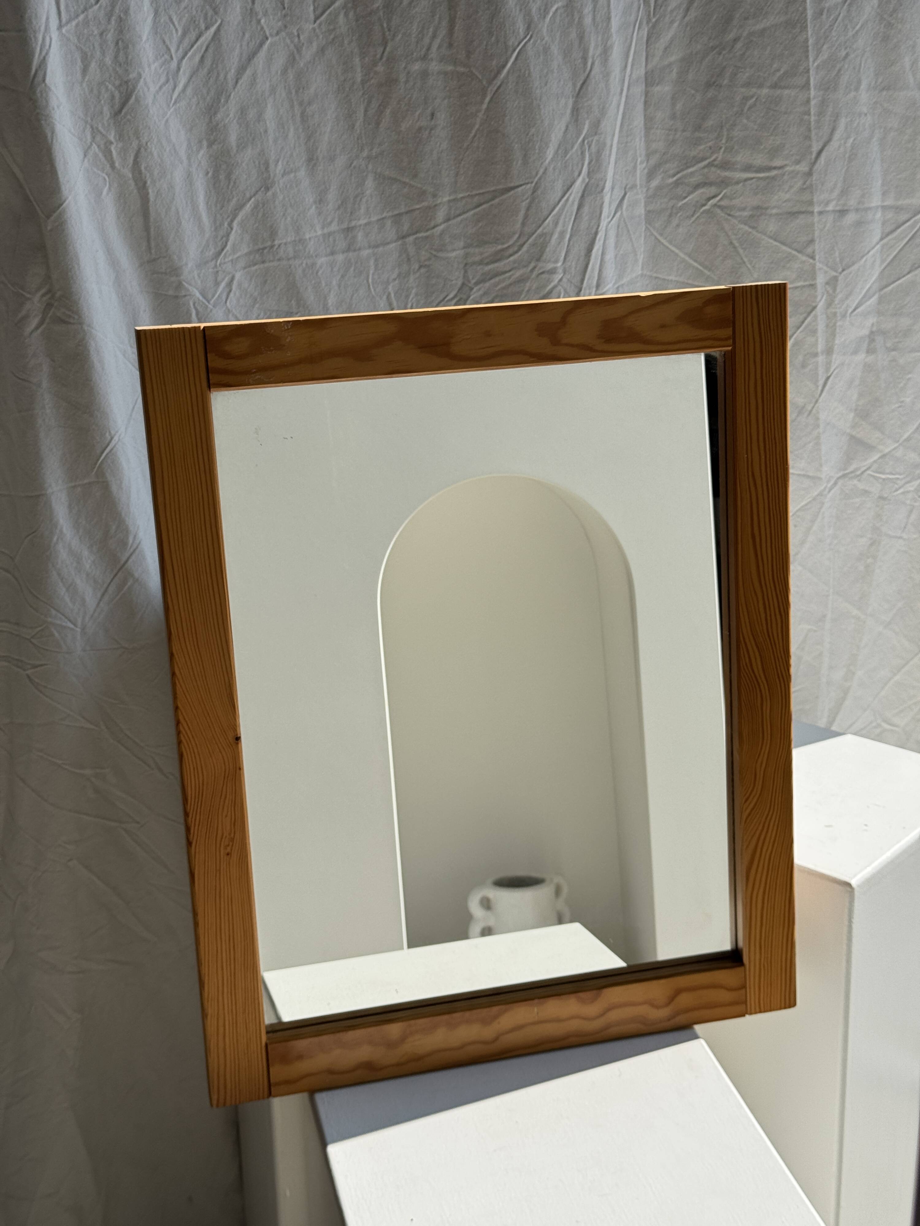 Small rectangular pine mirror 55x45