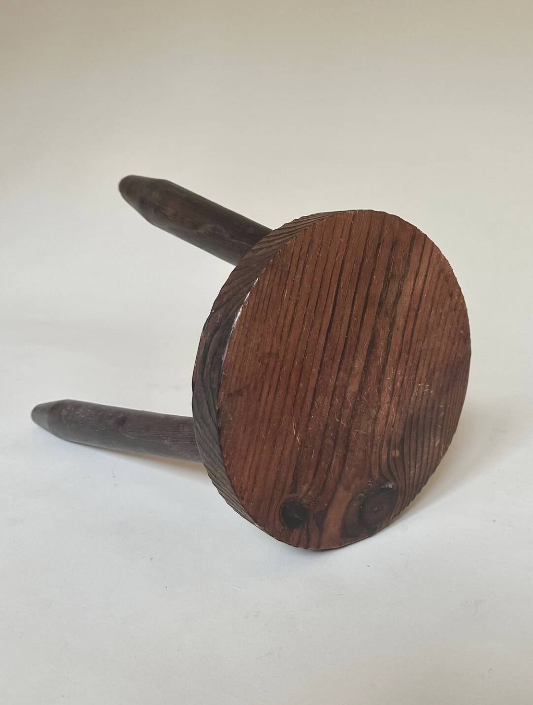 Modernist tripod stool