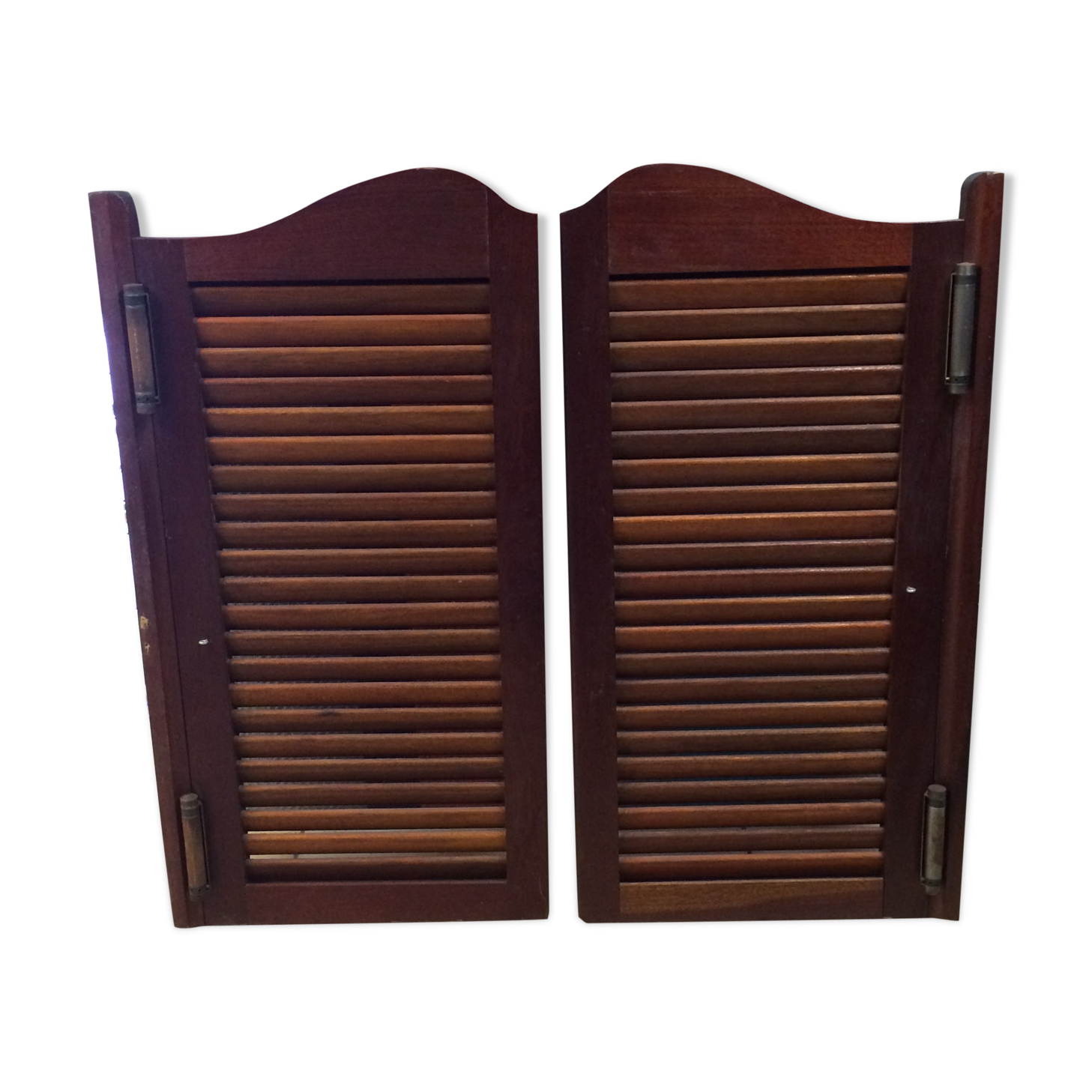 Swinging doors saloon