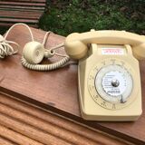 Retro dial phone