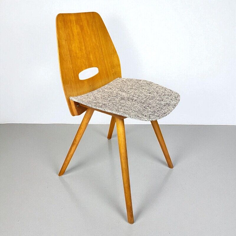 Série de 4 chaises Frantisek Jirak pour Tatra, 1965