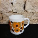 Vintage Arcopal Mugs