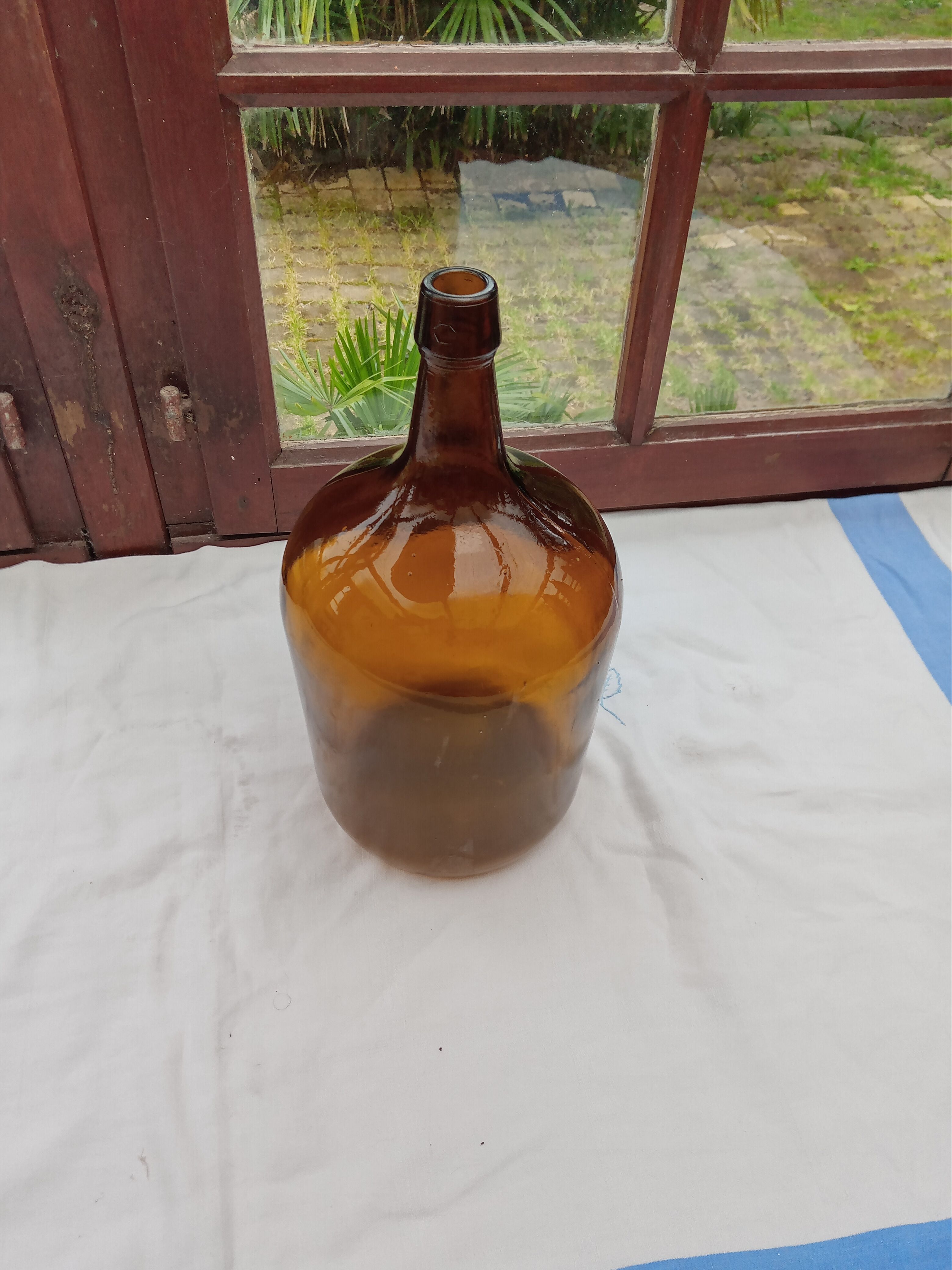 Demijohn 6 liters brown