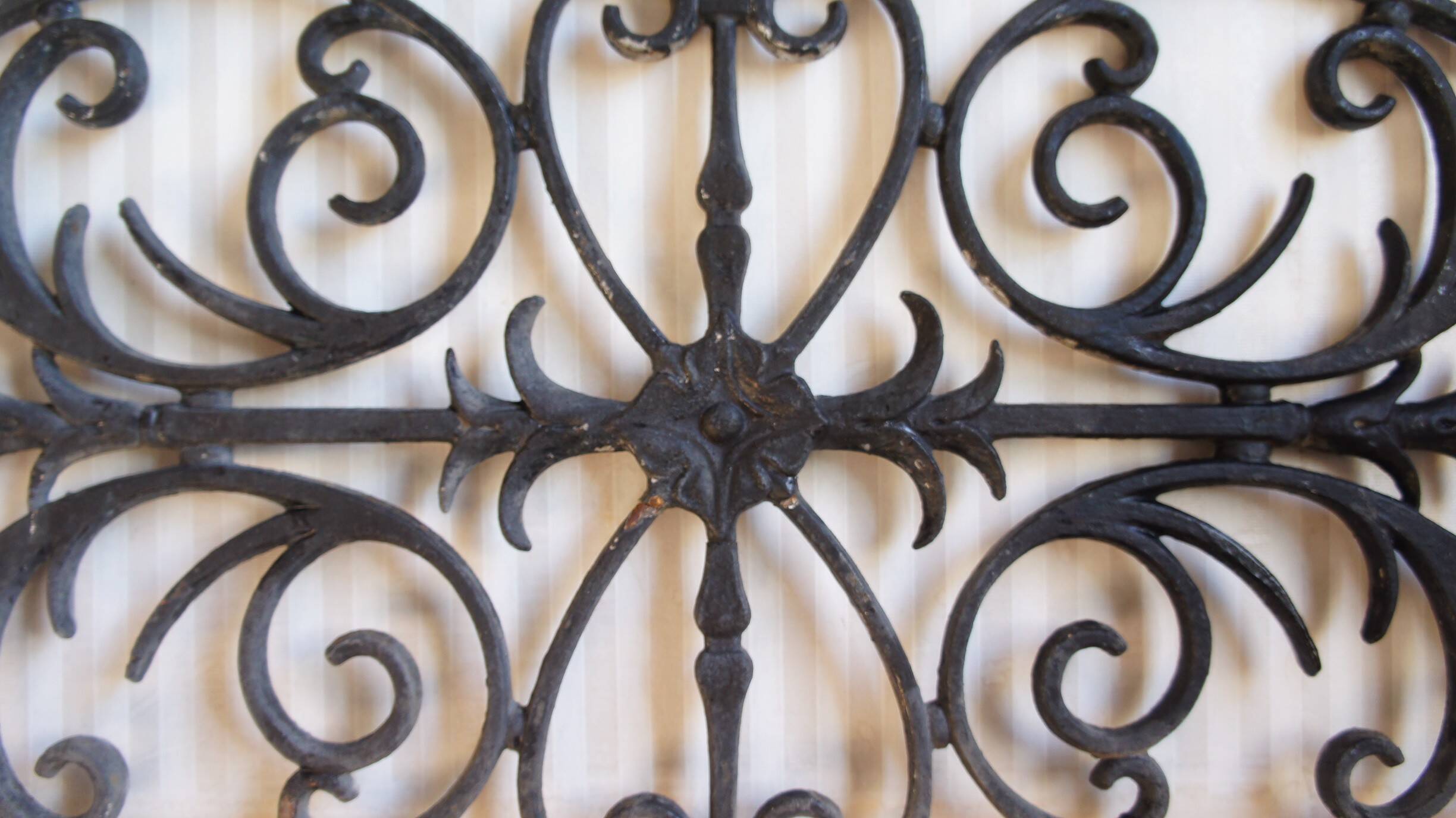 Set de 3 garde-corps en fonte XIXe siècle