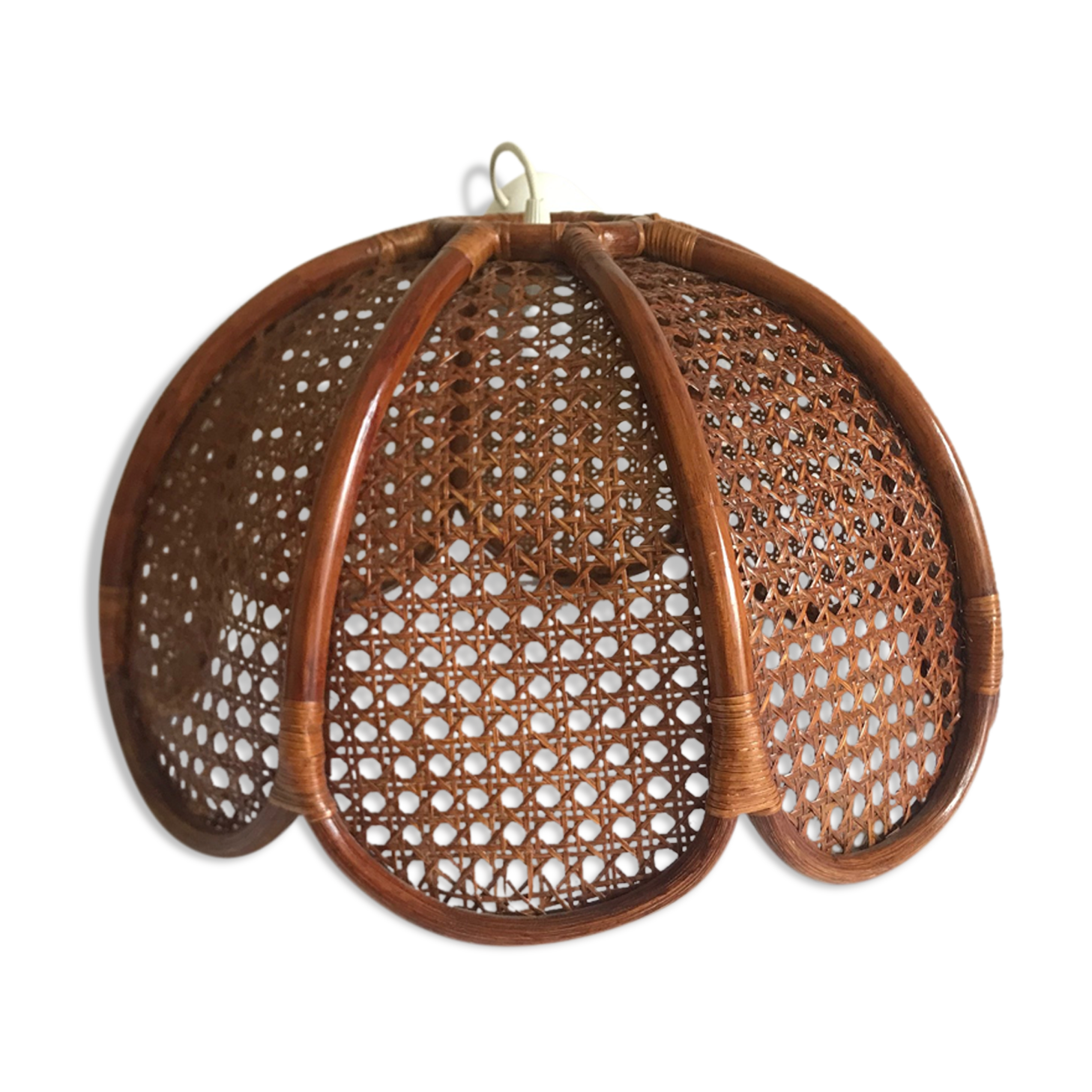 Suspension fleur rotin