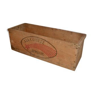 Old wooden box "has the comet" Aurillac