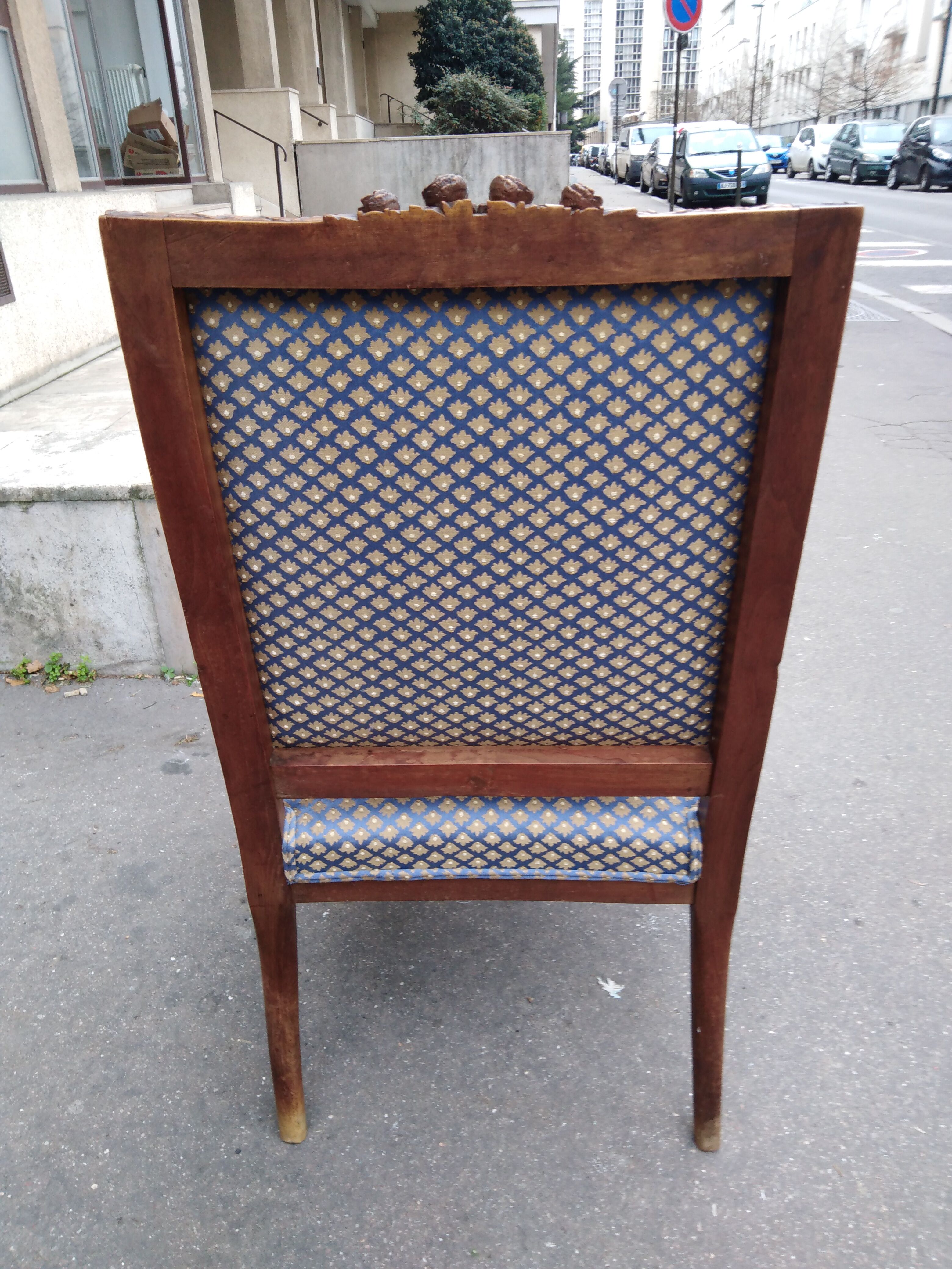 Louis XVI style chair, folder to the Queen
