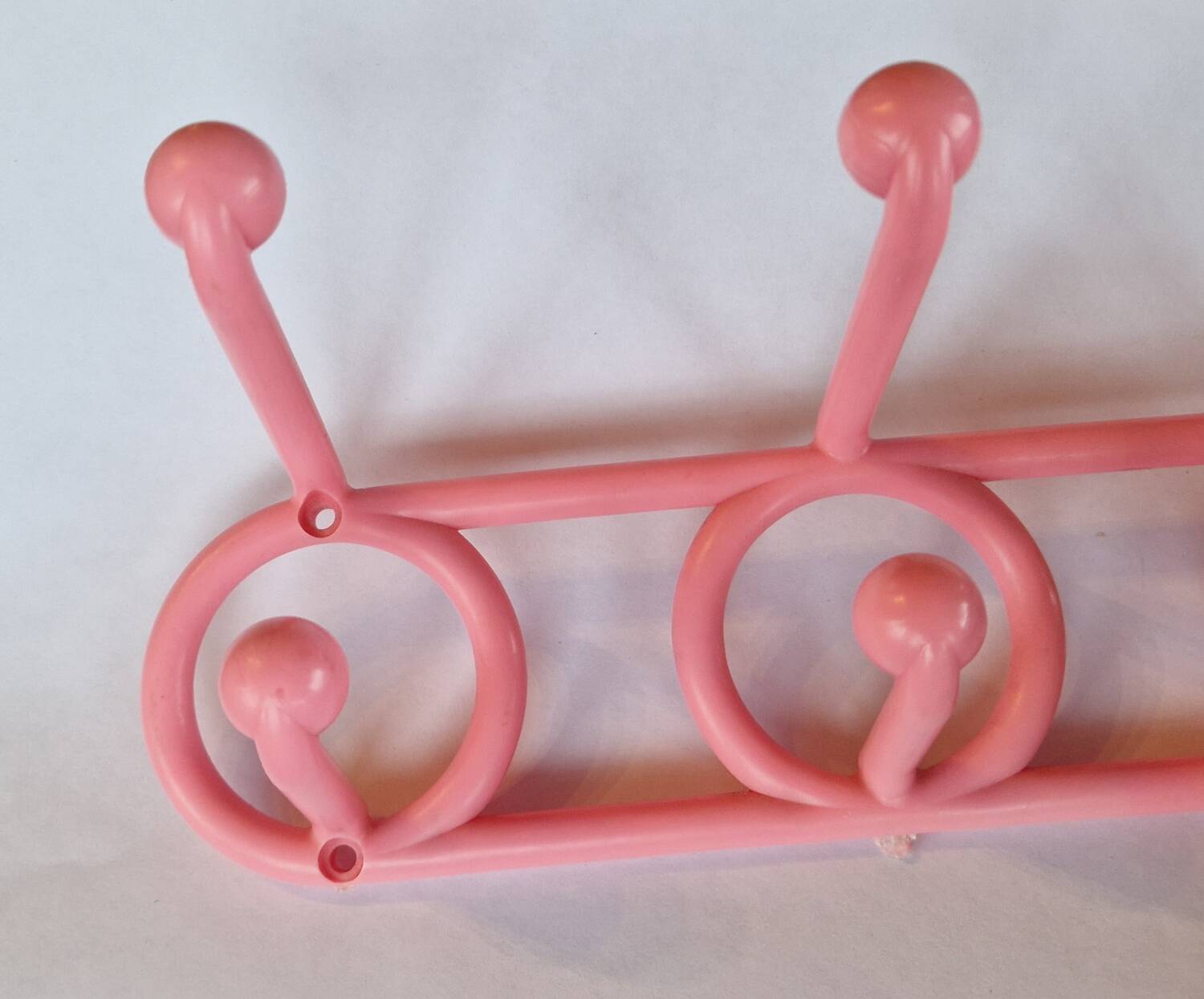 Yaffa doremi pink vintage 80s coat rack