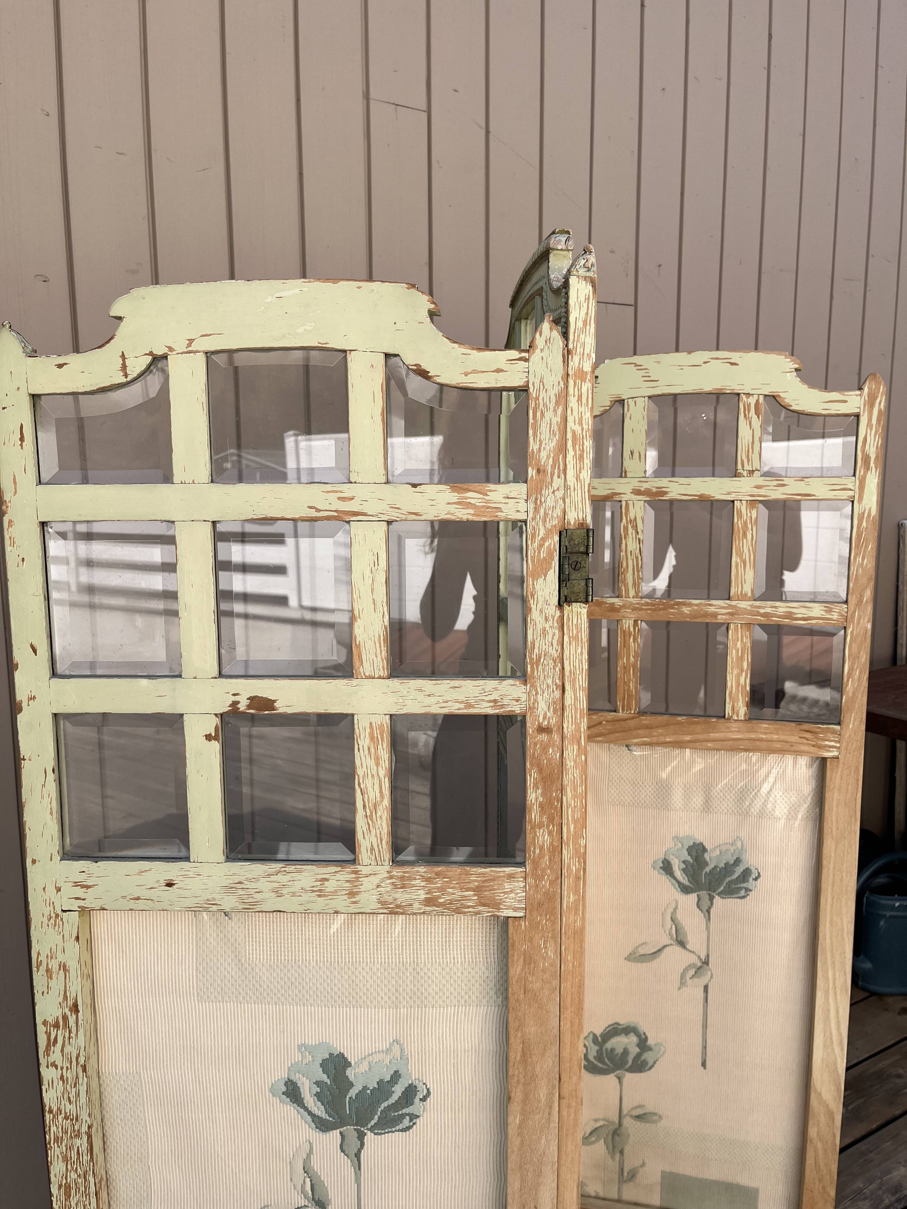 Paravent en verre et tissu