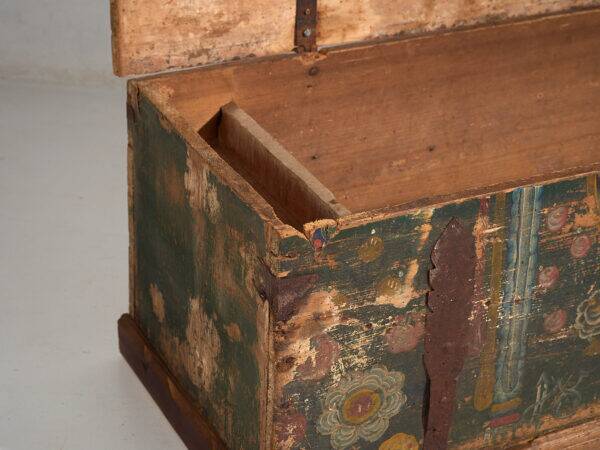 Antique hand-painted trunk with floral motifs (year 1869) #98