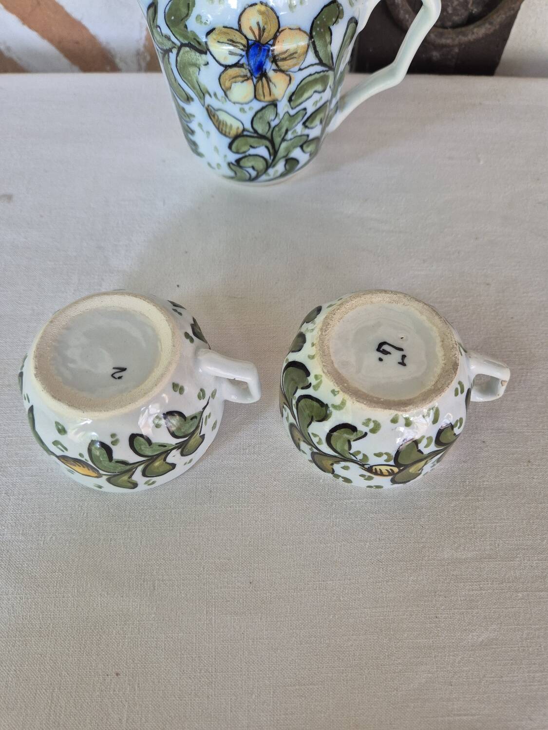 Tasses et pot à lait Espagne