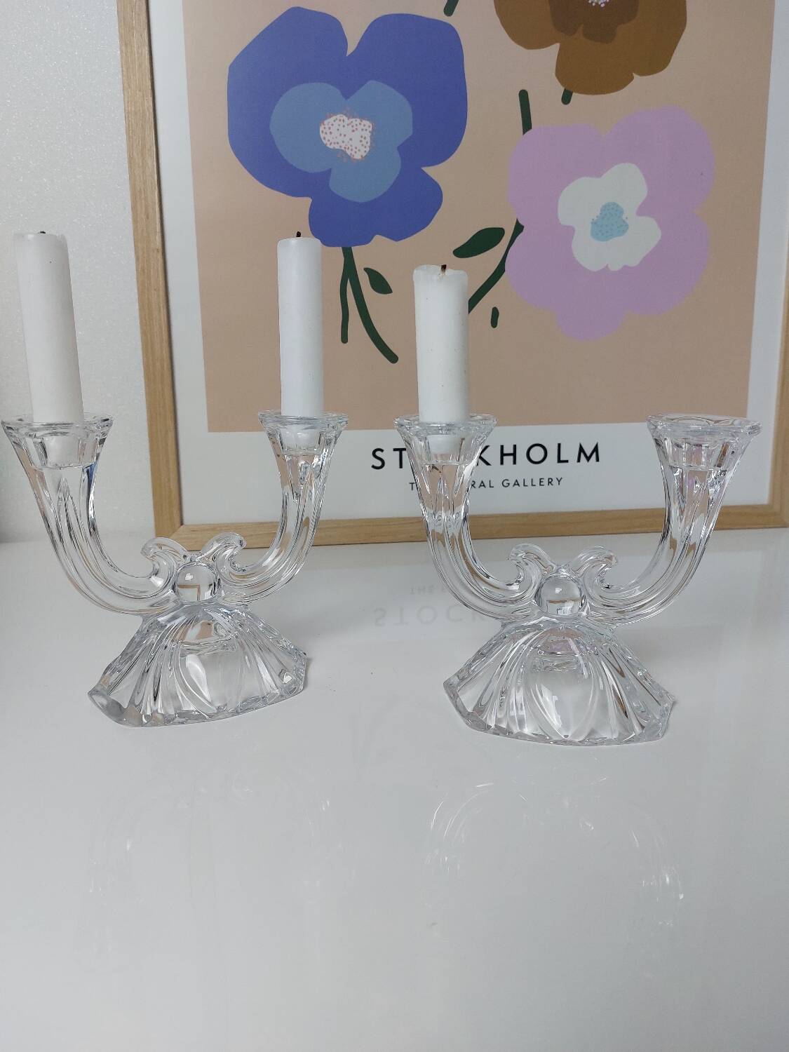 Glass candle holder