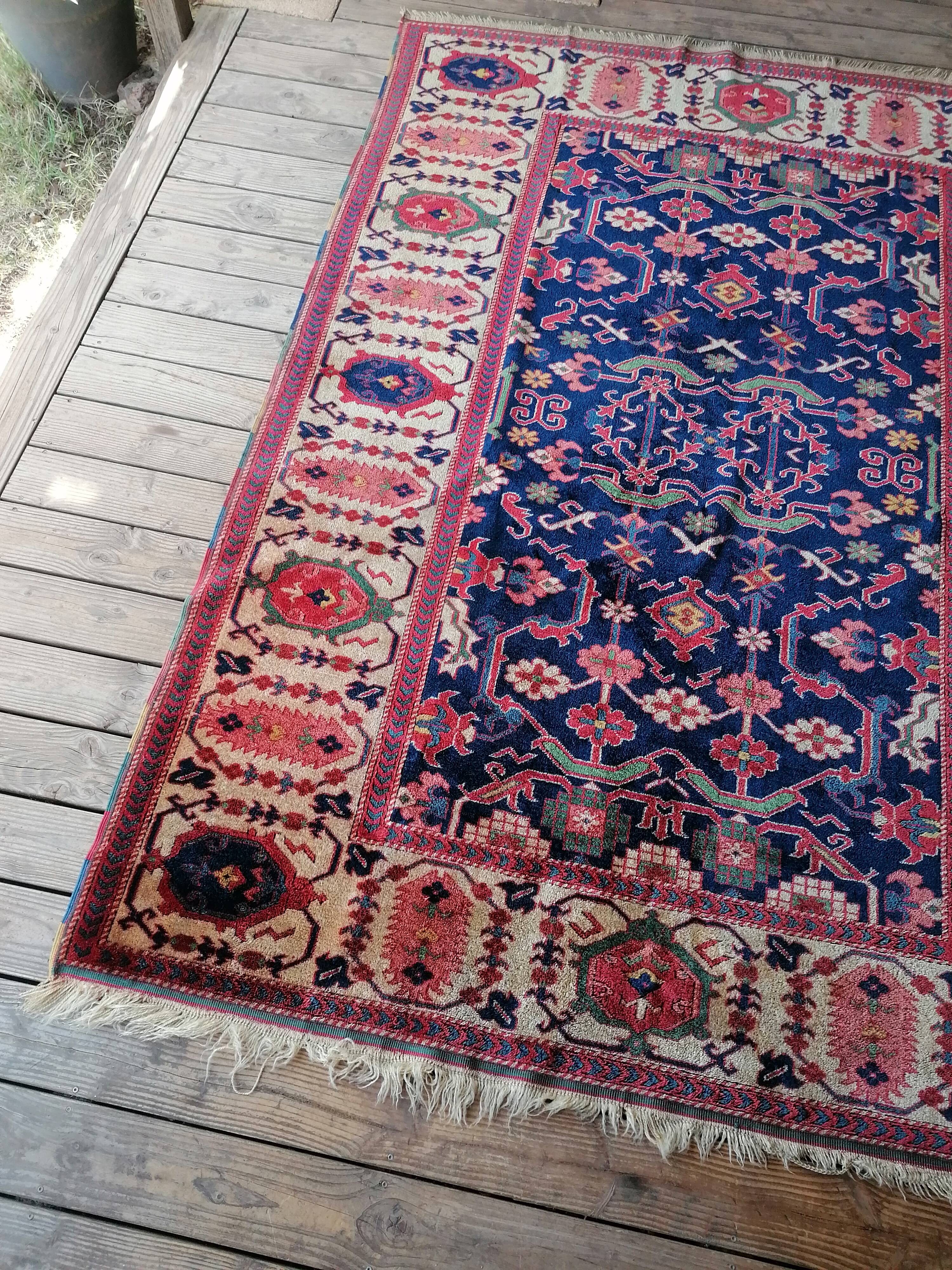Antique Persian Heriz Afshar rug 200 x 276 cm
