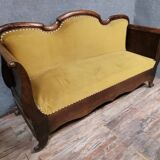 Canapé ancien en noyer massif d'époque Louis Philippe